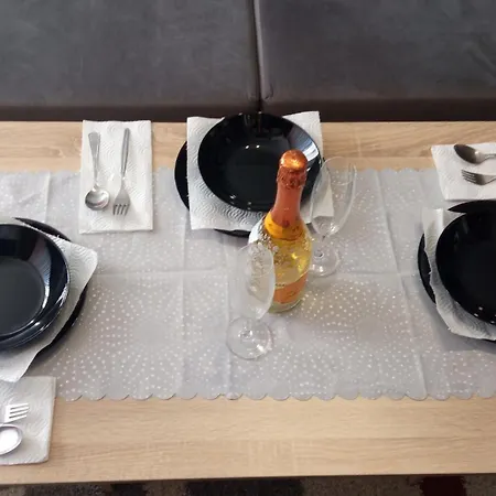 Apartment студио еми