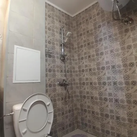 студио еми Tschepelare